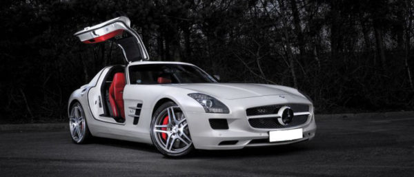 This Meercedes SLS AMG Gullwing is available for hire anywhere in UK.